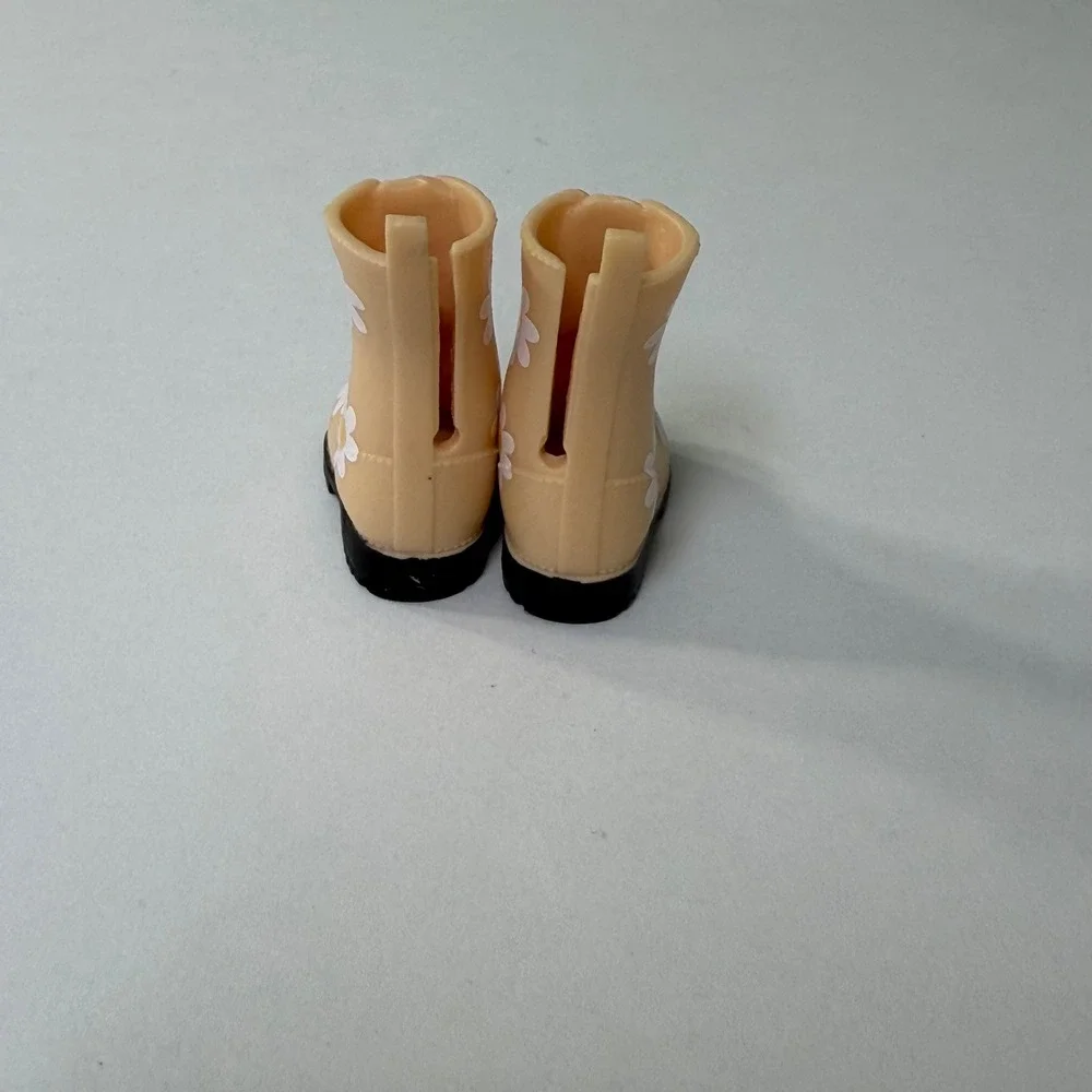 Rainbow High Doll Boots MGA Daisy Floral Peach Tan Combat‎ Boot Shoes Accessory